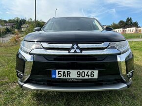 Mitsubishi Outlander - 2