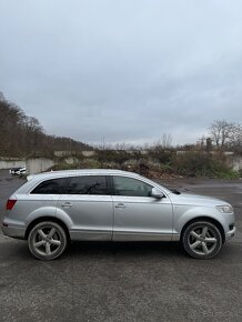 Audi Q7 - 2