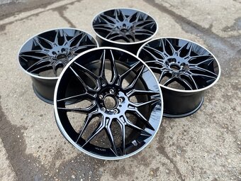 ☑️Elektróny 5x112 r20 black - 2