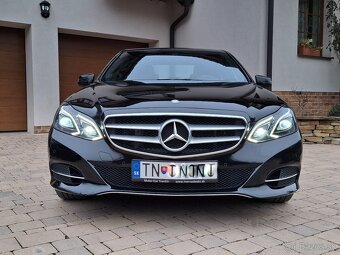 Mercedes-Benz  E200 BLUETEC .  95000 km - 2