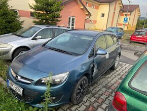 Opel astra J 1,6 81kw diezel 11/2015 - 2