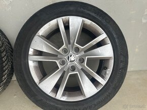 215/55 R17 - 2