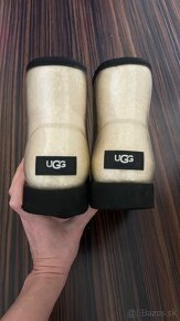 Predám UGG 36 EU velkost - 2