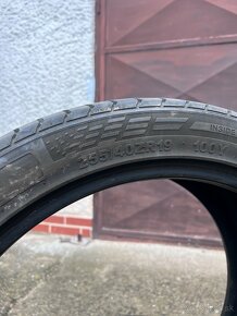 Letné pneumatiky 255/40 R19 - 2