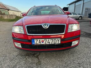 ŠKODA OCTAVIA 1,9 TDI 4x4 ELEGANCE - 2