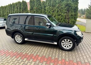 Mitsubishi Pajero 3,2DI-D serviska ,7 Míst 4x4 nafta manuál - 2