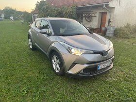 Toyota C-HR 1.8 Hybrid Dynamic E-CVT FWD - 2