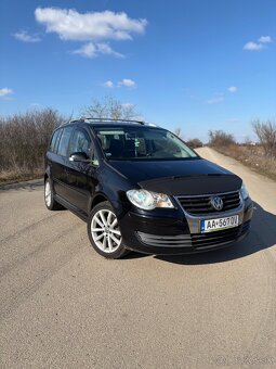 Volkswagen Touran 1.9 TDI 7-miestne - 2