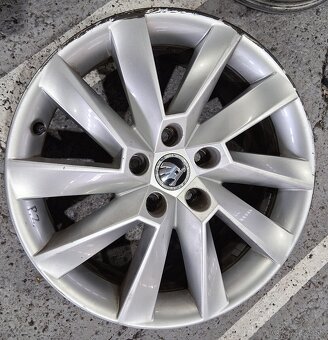 Hlinikove Disky Skoda Superb III 5X112 R17 et 40 - 2