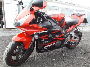 Honda CBR 954 rr - 2