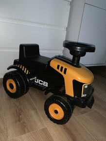 JCB Odrážadlo - 2