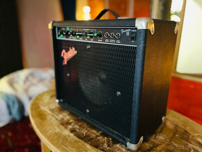 FENDER FRONTMAN 25 R KOMBO - 2