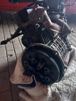 Škoda 105l.motor. - 2