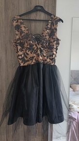 Spoločenské šaty s tylovou ačkovou sukňou - 2