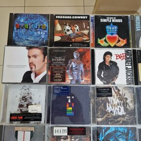 CD-čka...ERASURE,SIMPLE MINDS,ANNIE LENNOX,EURYTHMICS.... - 2