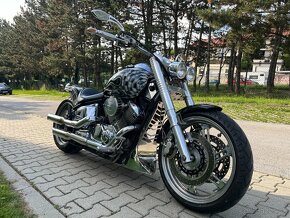 Yamaha Dragstar 1100 Custom ( stavba ) - 2