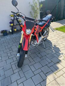 Yuki 250 SM Supermoto motard - 2