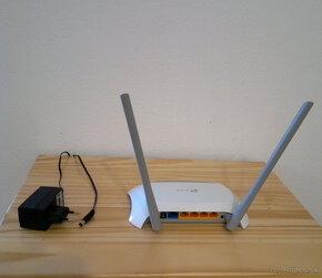 Router TP-Link TL-WR840N systém OpenWrt - 2