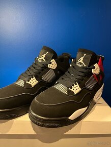 Topánky Jordan 4 white thunder velkosť 46eu - 2