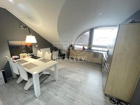 ZNÍŽENÁ CENA - 4 IZBOVÝ BYT NA BULVÁRI , 115m2 - 2