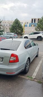 Predám auto Škoda Octavia 1.4 Tsi,90kW, strieborná metalíza - 2