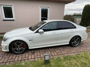 Mercedes-Benz C63 AMG Performance Paket 122tkm - 2