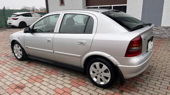 Opel Astra G - 2