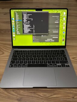 MacBook 13,6 / 256GB / M2 / 2022 - 2