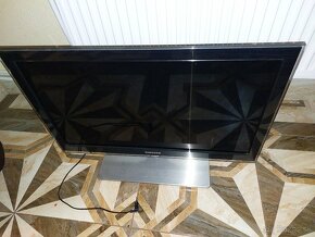 Samsung LED Full HD TV UE32C6700

 - 2