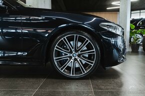 BMW 540i xDrive M-Sport - 2