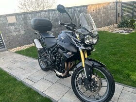 Triumph tiger 800 - 2