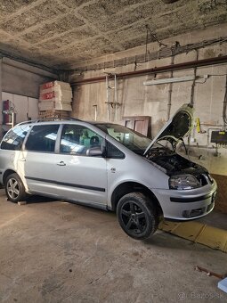 Seat Alhambra 2.0tdi 103kw - 2