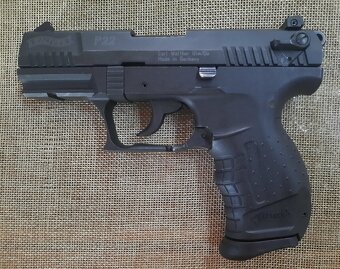 Pištoľ samonabíjacia Walther P22 - 2