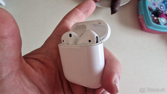 Apple Airpods 2gen 2019 - plne funkčné - 2