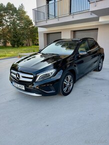 Mercedes Benz GLA 200d - 2