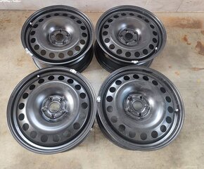 5 x 112 R 18 + puklice originál VW + zimné pneu . - 2