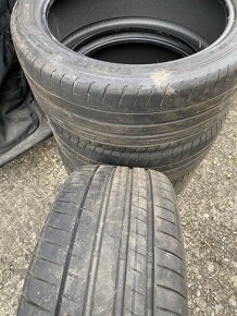 8ks goodyear eagle 265/40 R20 - 2