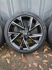 Letní alu kola Vega 18" Škoda Octavia 225/40 R18 - 2