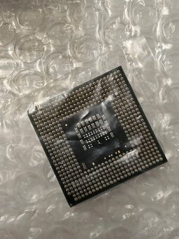 Intel Core 2 Duo T9400 SLB46 - 2