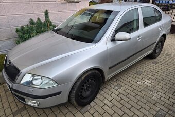 Škoda Octavie 2.0 tsi automat - 2