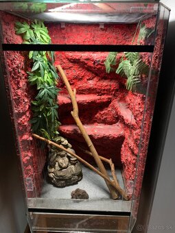 Terarium s podstavcom - 2