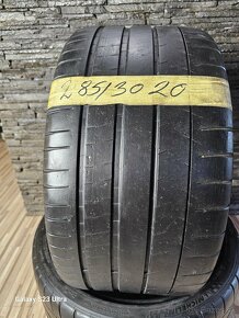 285/30/ ZR20 Michelin Pilot Super Sport - 2