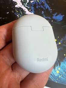 Štýlové slúchadlá Xiaomi Redmi Buds 3 Pro sive - 2