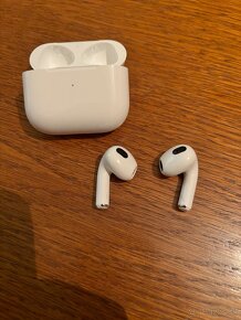 AirPods 3 generácia - 2