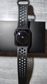 Apple Watch SE Nike 44mm - 2