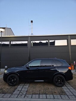 BMW X5 40D Carbon Schwarz - 2