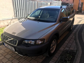 Volvo XC70 - 2