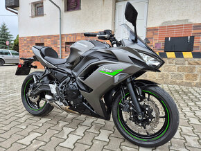 Prodám Kawasaki Ninja 650 , r. v. 2024, ABS, KTRC, 2743km,ČR - 2