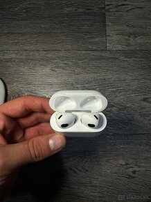 Apple AirPods 3 rd generation - 2