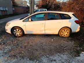 opel astra j sports tourer 1.7 cdti 2012 - 2